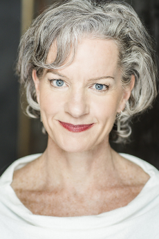 Tracey Hoyt